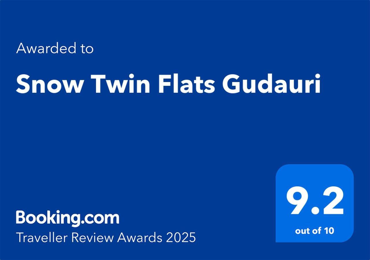 Snow Twin Flats غودوري